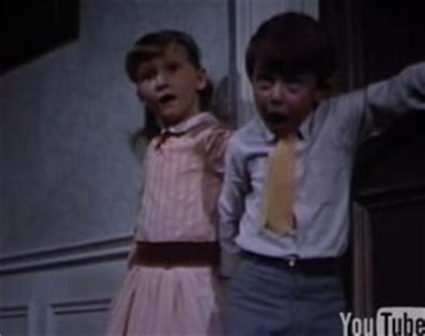 Mary Poppins horror movie remix vid - SCARY! - Boing Boing