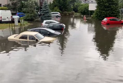 Podtopienia W Szczecinie Po Ulewach Imgw Wydaje Ostrze Enia Pogodowe