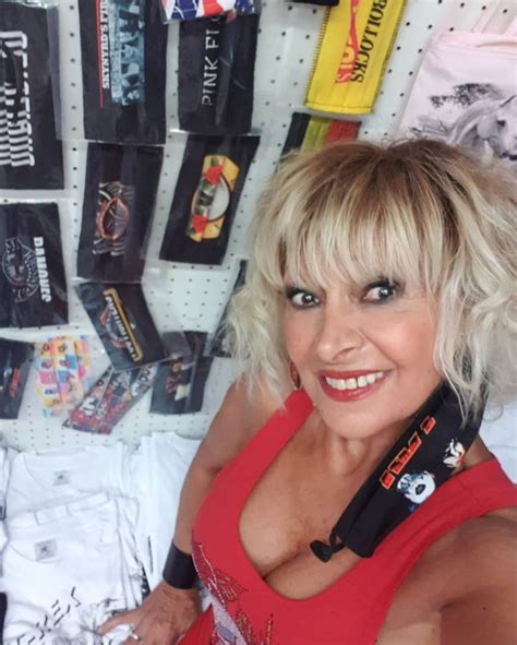 Mature Granny And GILFS MP Porn Pic