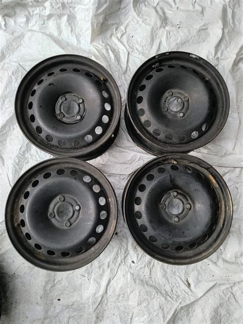 Felgi Stalowe Renault Megane Scenic Clio 4 X 100 15 Cali Et45 Komplet