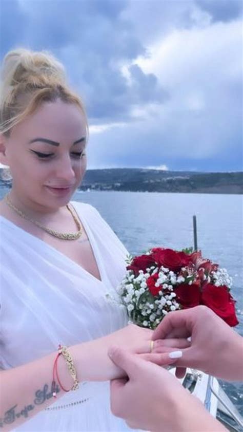 Udala Se Nevena Hot Media