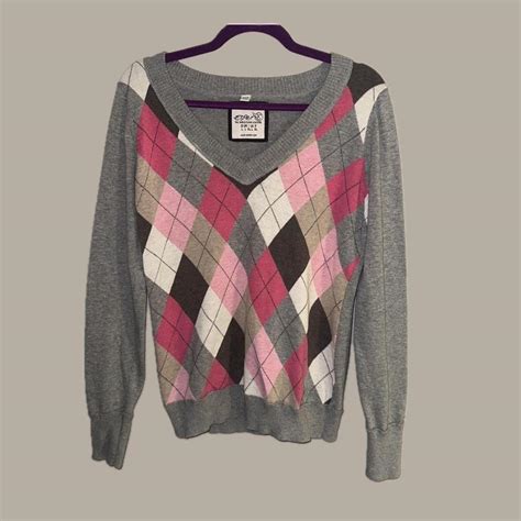 Early S Y K Pink Grey Argyle Sweater Checkered Depop