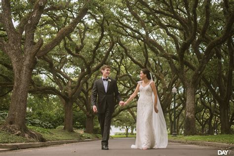 Parador Houston Wedding Photos by Day 7 Photography