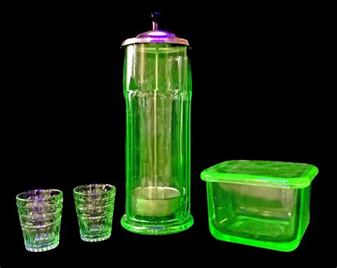 Lot 4pc Vintage Uranium Glass Straw Dispenser Shot