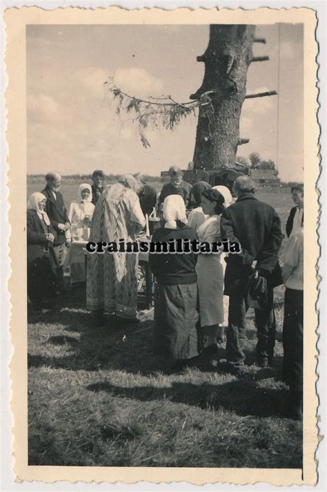 Orig Foto orthodoxe Priester Bevölkerung in Ossuiskoje b Rsche Postimages