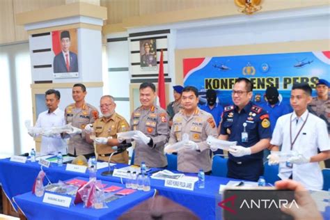 Kkp Dan Polri Ungkap Kali Kasus Penyeludupan Benih Lobster Antara News