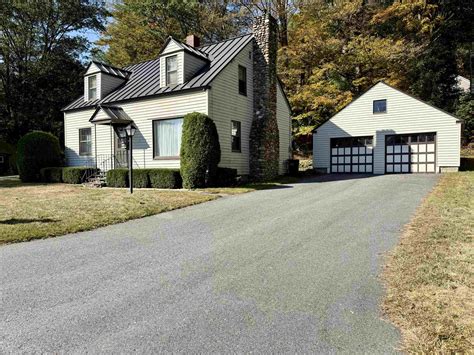 1 Dorrance Street , Windsor, VT | MLS# 5063490 | Verani Realty