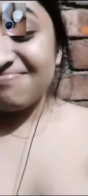 Sexy Girl Showing Boobs Pussy By Vidio Call For Boyfriend