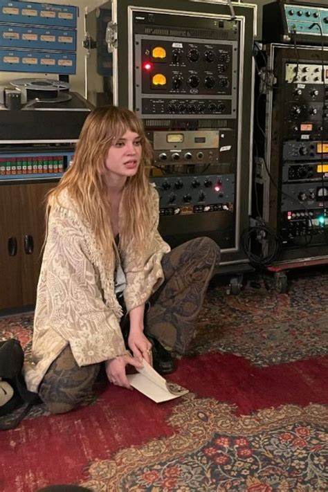 Blonde Sophie Sophie Blonde Style