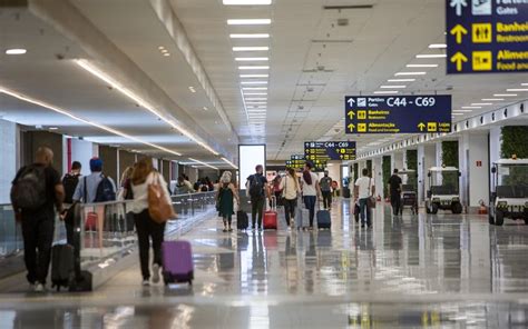 Galeão receberá quase o dobro de passageiros para a Páscoa