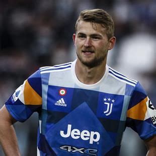 Fc Bayern Innenverteidiger Matthijs De Ligt Von Juventus Turin