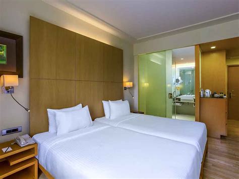 Best 5 Star Hotels and Resorts near Hyderabad Airport - Novotel ...