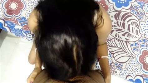 Bestes Desi Zimmermädchen Queen Sonali xnxx schmerzhaftes Sex Pissen
