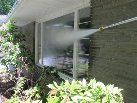 How To Pressure Wash Windows How Tos DIY