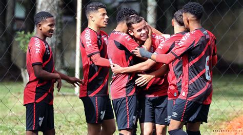 Athletico Paranaense Site Oficial L Der E Invicto Sub Do