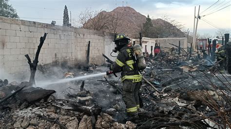 Incendio Consume Humilde Vivienda En Colonia Robinson Chihuahua Ocho