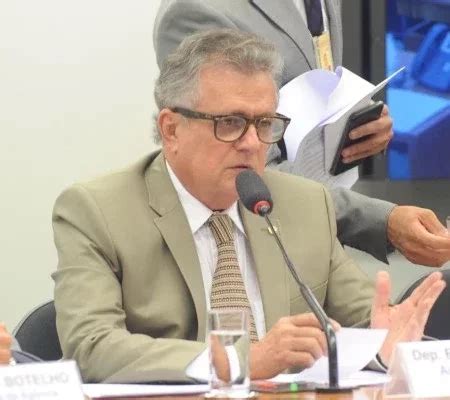 Flávio Nogueira defende Reforma Administrativa como saída da crise