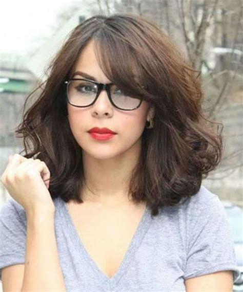 17+ Stunning Best Long Hairstyles For Glasses