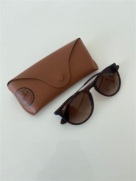 Óculos Rayban Modelo Erika Óculos Feminino Ray Ban Usado 85105452