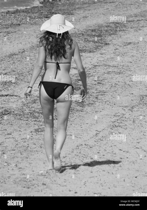 Woman Beach Bikini Walking Black And White Stock Photos Images Alamy