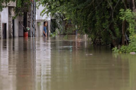 IN PHOTOS Some Areas In Bulacan Remain Flooded Catholic News