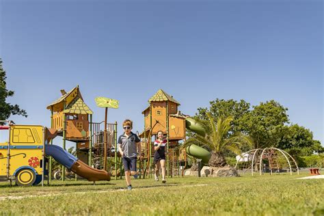 Camping Finist Re Camping Le Cabellou Plage Les