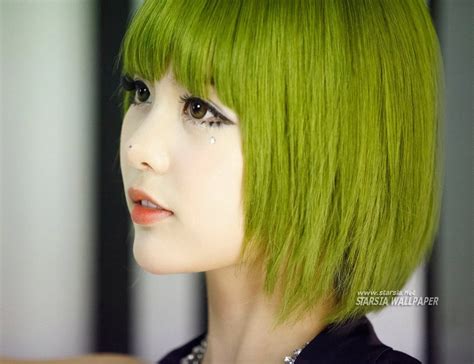 14 Idols Who Were Yolo Enough To Try Green Hair