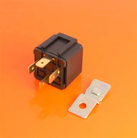 12V 4 Pin 40 Amp Normally Open Relay with Detachable Bracket » 3 Way ...