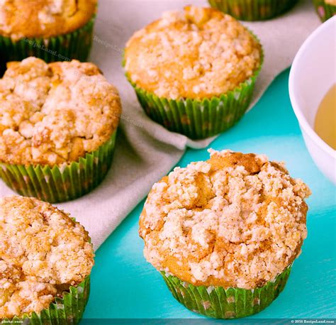 Apple Streusel Sour Cream Muffins Recipe