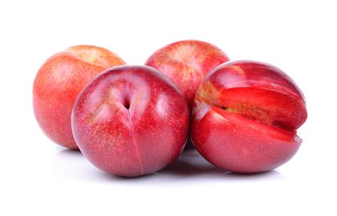 Plums (500g / 1.1lb) - The Grow Box CIC