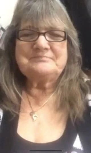 Granny Braless Takes Off Her Bra American Amateur Porn Xhamster