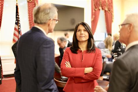 Why the Right Supports Tulsi Gabbard | Washington Monthly