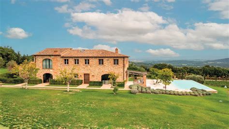 Tuscany Villas With Infinity Pool Kinglike Concierge