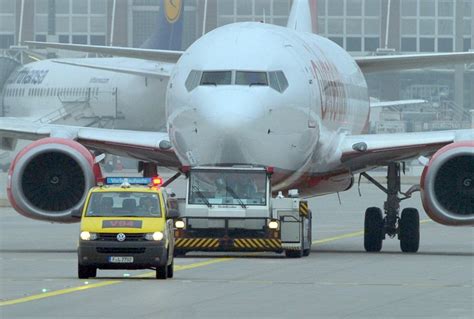 Knapp 200 Flugausfälle Wieder Streik in Frankfurt airliners de