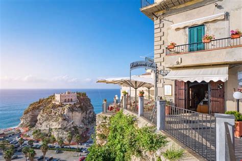 Vacanza A Tropea Il Sogno Suite Hotel L Oasi Di Riaci