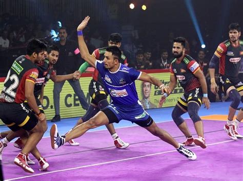 PKL 2019 Day 72 Highlights UP Yoddha Beat Bengaluru Bulls 45 33 Pro