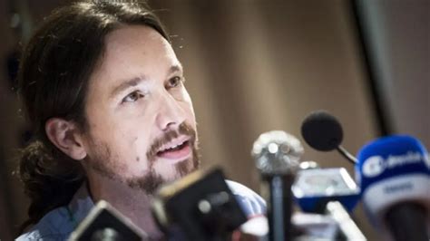 Pablo Iglesias asiste este miércoles a los Desayunos de TVE junto con