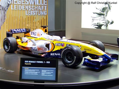 Renault R28 - Rennwagen Formel 1, ING Renault F1 Team - fotografiert am ...