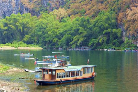 River Li Cruise in Guilin, China Stock Photo - Image of summer ...