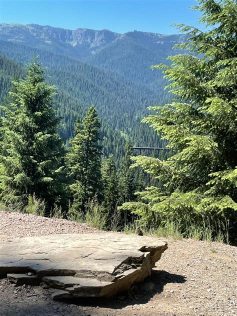 Explaining the route and schedule of the hiawatha service today 6