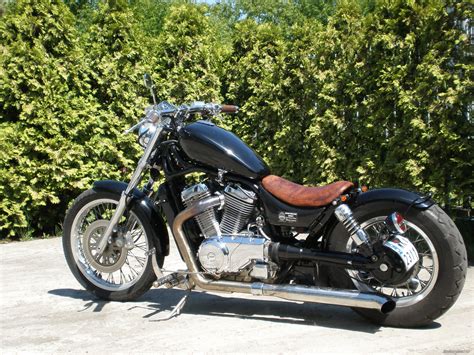 Suzuki Intruder Vs 4