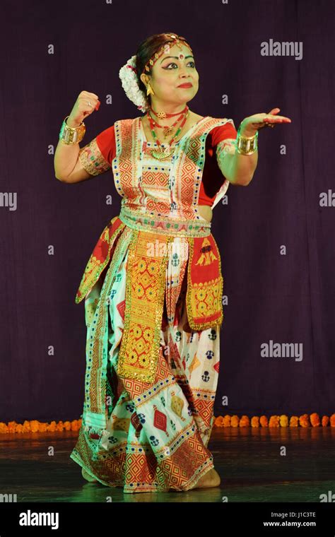 Sattriya dance hi-res stock photography and images - Alamy