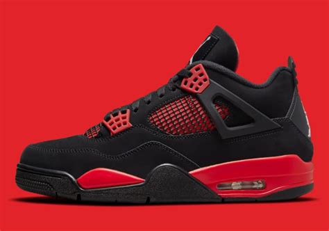 Les Images Officielles De La Air Jordan 4 Red Thunder