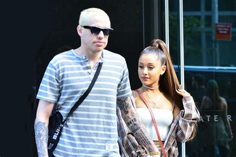 Ariana Grande And Pete Davidson ‘still Spending Time Together Despite