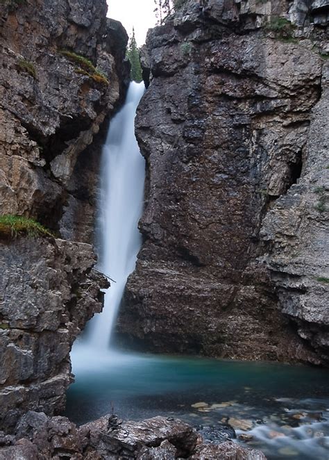 Upper Johnston Canyon Falls, Alberta, Canada - World Waterfall Database