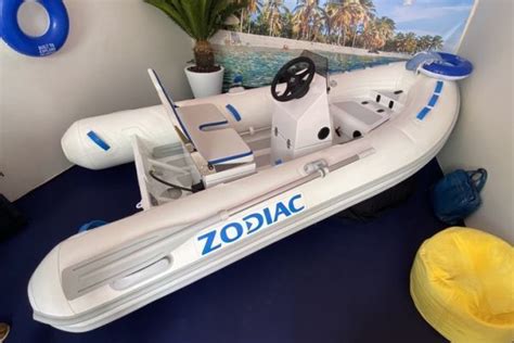 Zodiac Nomad Une Gamme D Annexes En Aluminium Rajeunie