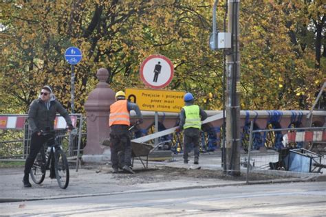 To już ponad rok opóźnienia Remont mostu Zwierzynieckiego dalej