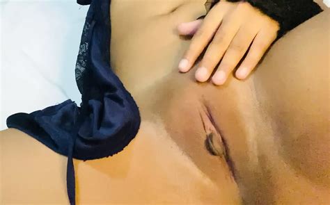 Desi Sexy Indian Hot Pussy Rubbing Amateur Porn Feat Hot Lilly Xhamster