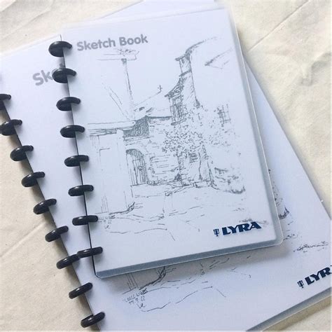 Lyra Sketch Book A4 30 Lembar Sketchbook Buku Sketsa Sinar Mega Store