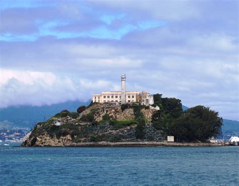 Alcatraz Island, San Francisco | Places to travel, Alcatraz island ...